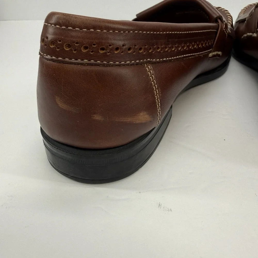 G.H. Bass Weejuns Men's 10 D  Burgundy Wine Brown‎ Leather Tassel Loafers
